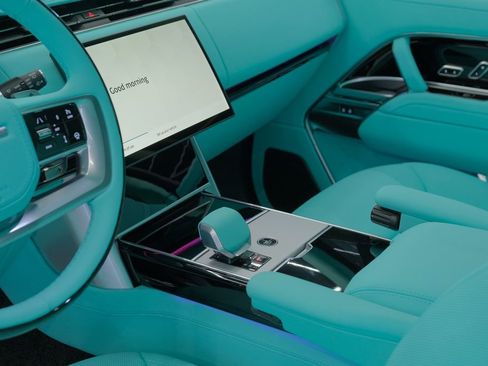 Used 2026 Land Rover Range Rover Long Wheelbase SE image 25