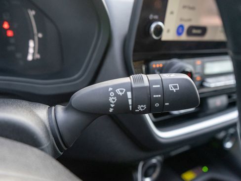 Used 2024 Toyota Grand Highlander XLE image 27