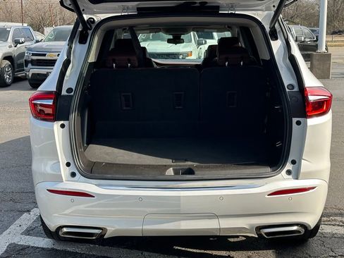 Used 2021 Buick Enclave Avenir w/ Avenir Technology Package image 8