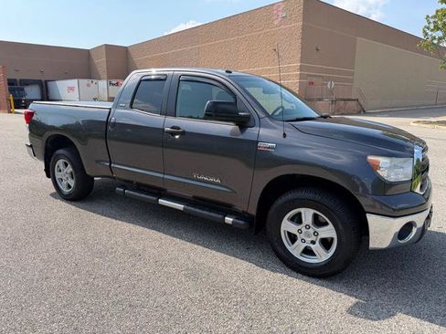 Used 2012 Toyota Tundra 4x4 Double Cab w/ SR5 Pkg image 39