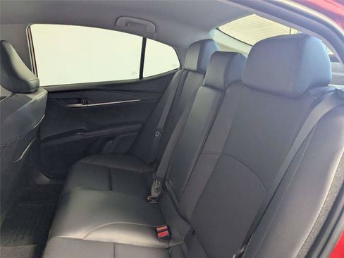 Used 2026 Toyota Camry XLE FWD image 36