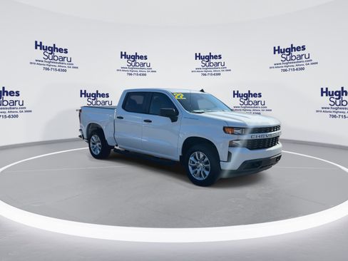 Used 2022 Chevrolet Silverado 1500 Custom w/ Safety Confidence Package image 3