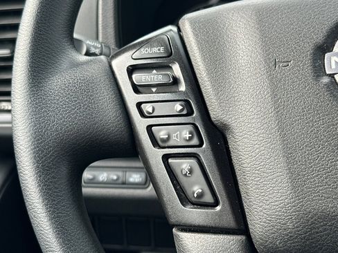 Used 2023 Nissan Frontier SV w/ Midnight Edition Package image 29