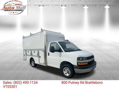 New 2025 Chevrolet Express 3500 w/ Power Convenience Package image 9