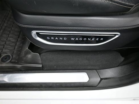 Used 2024 Jeep Grand Wagoneer Series I image 8