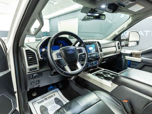 Used 2019 Ford F250 Lariat w/ Lariat Ultimate Package image 10