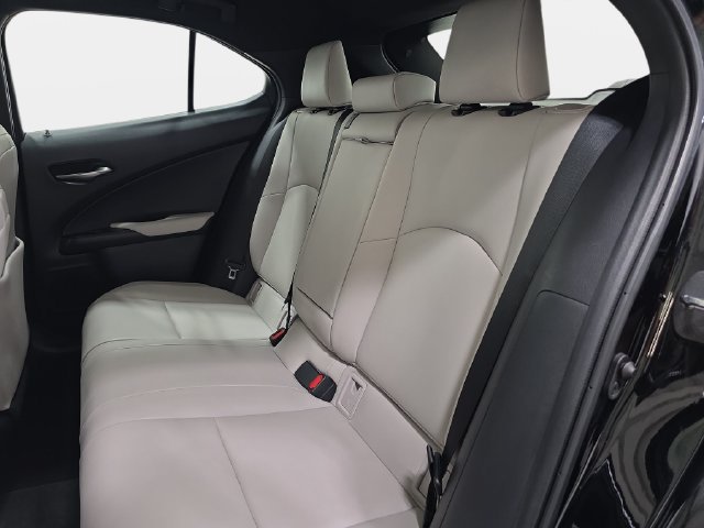 Used 2020 Lexus UX 250h w/ Premium Package AWD/4WD image 13