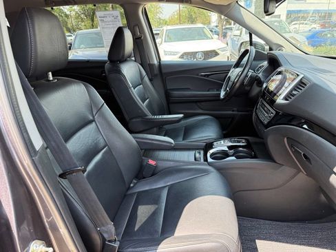 Used 2016 Honda Pilot Touring image 20