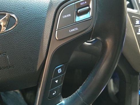 Used 2017 Hyundai Santa Fe SE w/ Cargo Package image 20