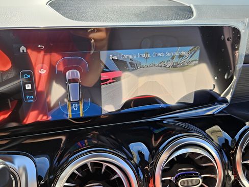 New 2026 Mercedes-Benz GLB 250 image 20