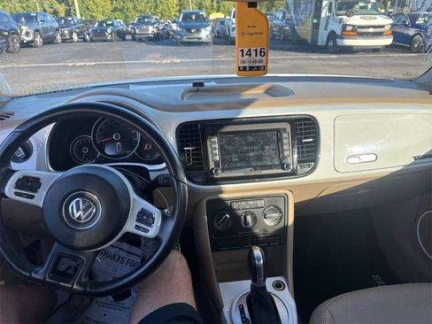 Used 2015 Volkswagen Beetle 1.8T FWD image 13
