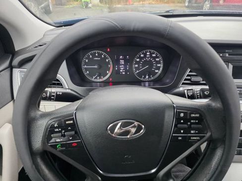 Used 2015 Hyundai Sonata SE image 15