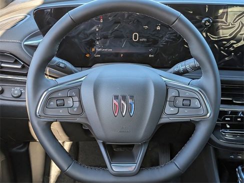 New 2026 Buick Envista Avenir image 10