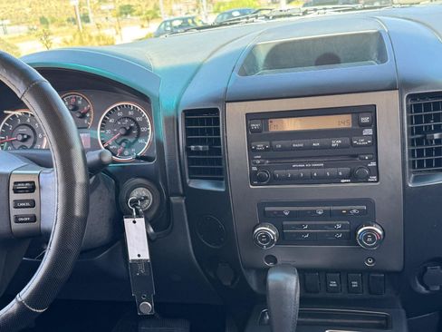 Used 2011 Nissan Titan SV RWD image 21