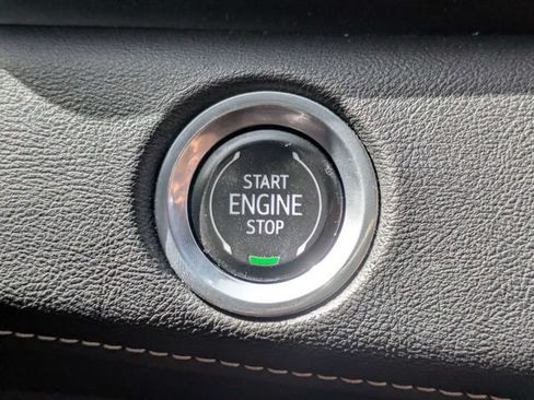 Used 2021 Cadillac Escalade Sport w/ LPO, ONYX Package AWD/4WD image 35