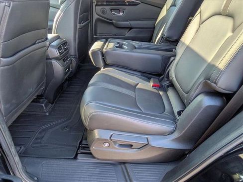 Used 2023 Honda Pilot Touring image 20