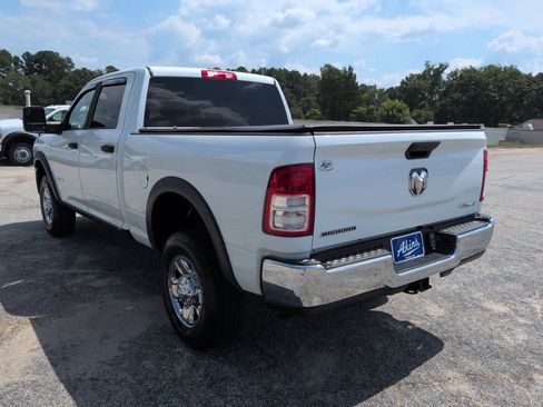 Certified 2024 RAM 2500 Big Horn w/ Bed Utility Group AWD/4WD image 5