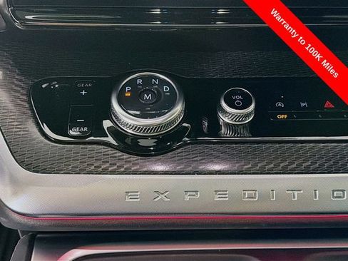 Certified 2025 Ford Expedition Platinum w/ Stealth Appearance Package AWD/4WD image 21