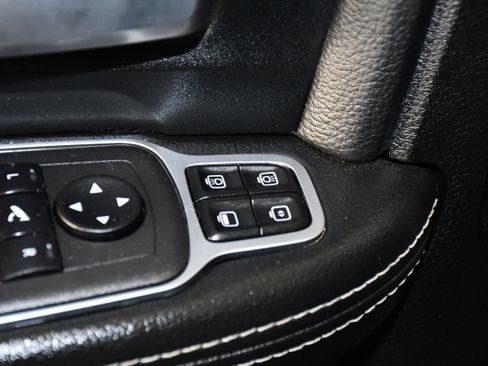 Used 2024 RAM 2500 Big Horn w/ Off Road Package image 38