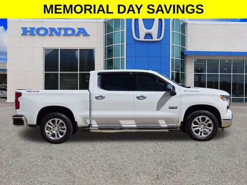 Used 2025 Chevrolet Silverado 1500 LTZ w/ LTZ Premium Texas Edition AWD/4WD image 2