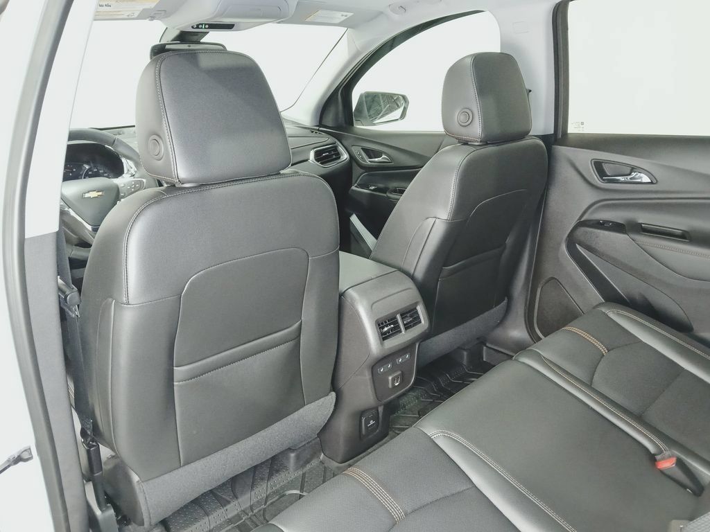 Used 2024 Chevrolet Equinox Premier AWD/4WD image 15
