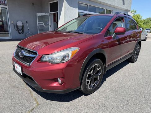Used 2014 Subaru Crosstrek 2.0i Premium AWD/4WD image 3