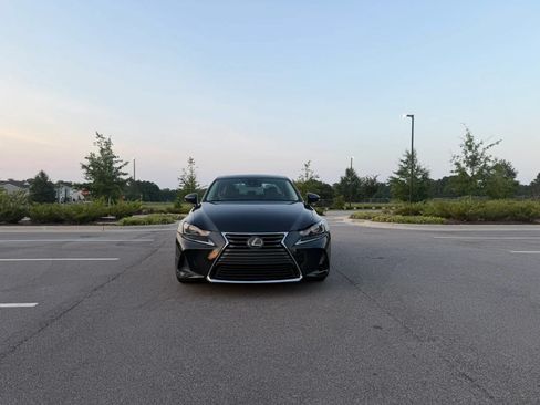 Used 2017 Lexus IS 300 AWD w/ Premium Package image 1