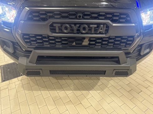 Certified 2023 Toyota Tacoma SR AWD/4WD image 41