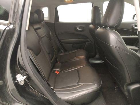 Used 2018 Jeep Compass Latitude w/ Popular Equipment Group AWD/4WD image 19