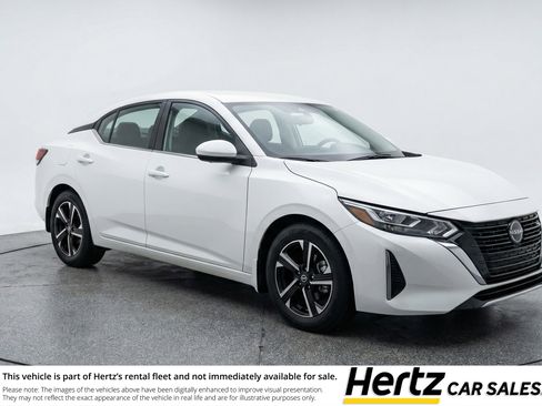 Used 2025 Nissan Sentra SV image 1