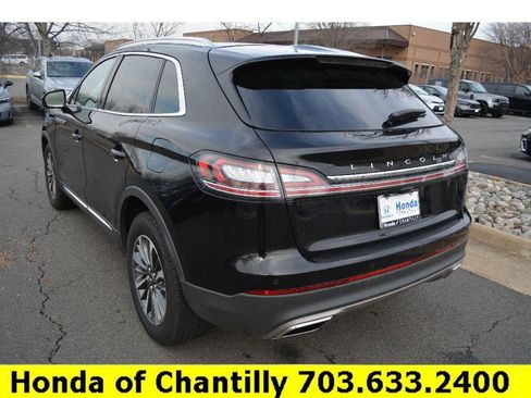 Used 2023 Lincoln Nautilus Reserve image 7