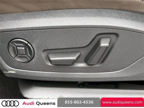 Used 2025 Audi Q4 e-tron Premium Plus w/ Premium Plus image 22