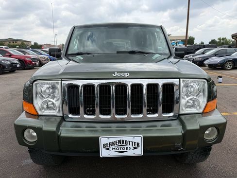 Used 2008 Jeep Commander Sport image 8