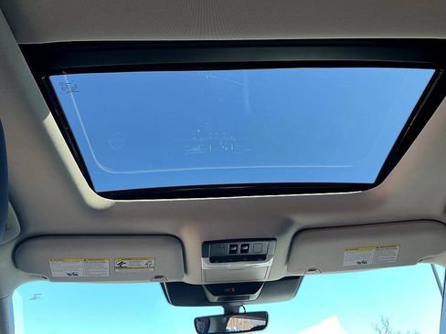 New 2026 Nissan Pathfinder Platinum image 24