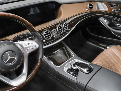Used 2019 Mercedes-Benz Maybach S 560 4MATIC image 40