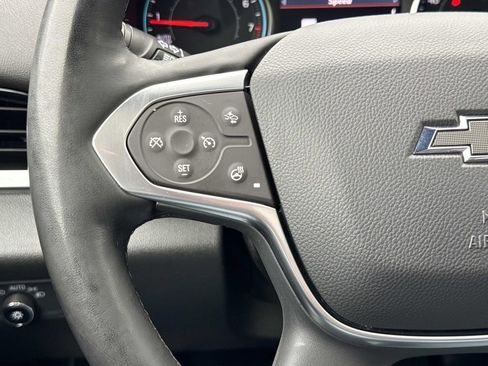 Used 2023 Chevrolet Traverse RS AWD/4WD image 9