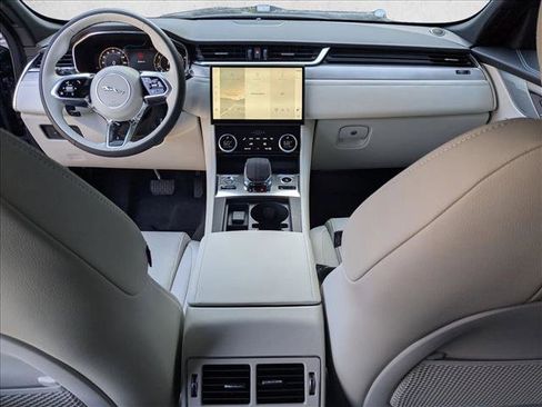 Used 2025 Jaguar F-PACE R-Dynamic S image 14