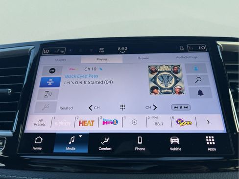 New 2026 Chrysler Pacifica Select w/ S Appearance Package FWD image 17
