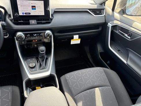 New 2025 Toyota RAV4 XLE image 5