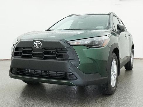 New 2026 Toyota Corolla Cross LE FWD image 32