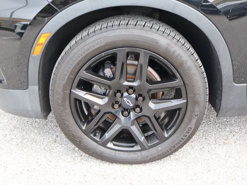 Used 2019 Chevrolet Blazer LT FWD image 13
