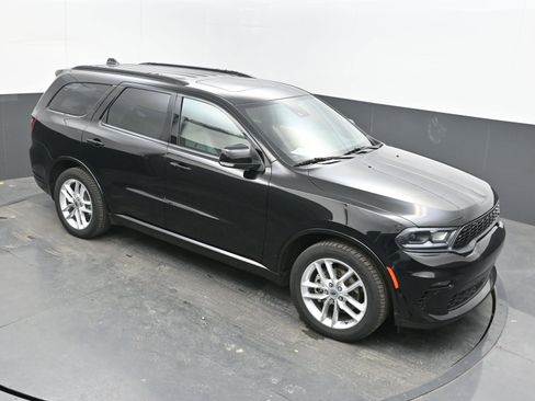 Used 2023 Dodge Durango GT image 31