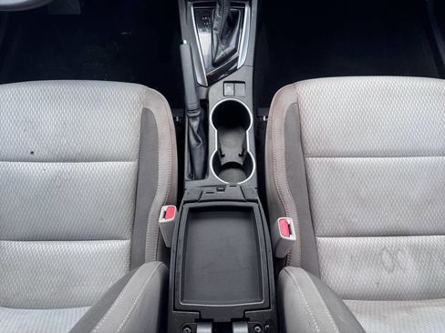 Used 2019 Toyota Corolla LE FWD image 19
