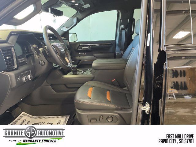 Used 2026 GMC Sierra 1500 AT4 w/ AT4 Premium Package AWD/4WD image 4