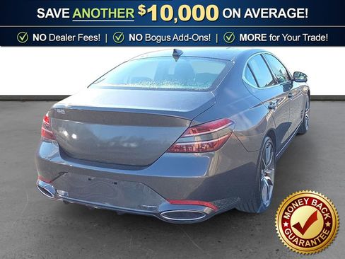 Used 2025 Genesis G70 2.5T image 7