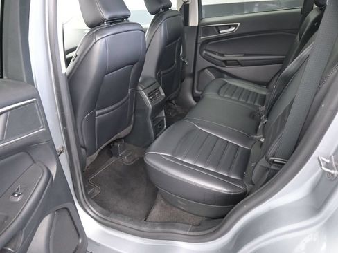 Used 2024 Ford Edge SEL AWD/4WD image 16