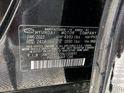 Used 2022 Genesis G70 3.3T AWD/4WD image 35