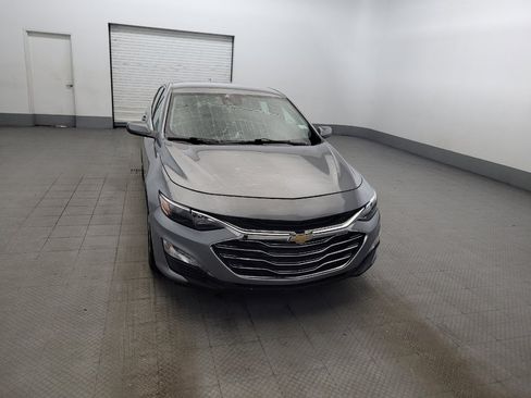 Used 2025 Chevrolet Malibu LT FWD image 14