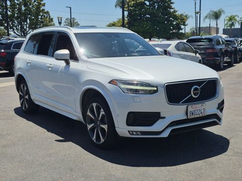 Used 2017 Volvo XC90 T6 R-Design w/ Vision Package AWD/4WD image 3