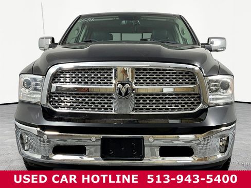 Used 2018 RAM 1500 Laramie w/ Convenience Group AWD/4WD image 2